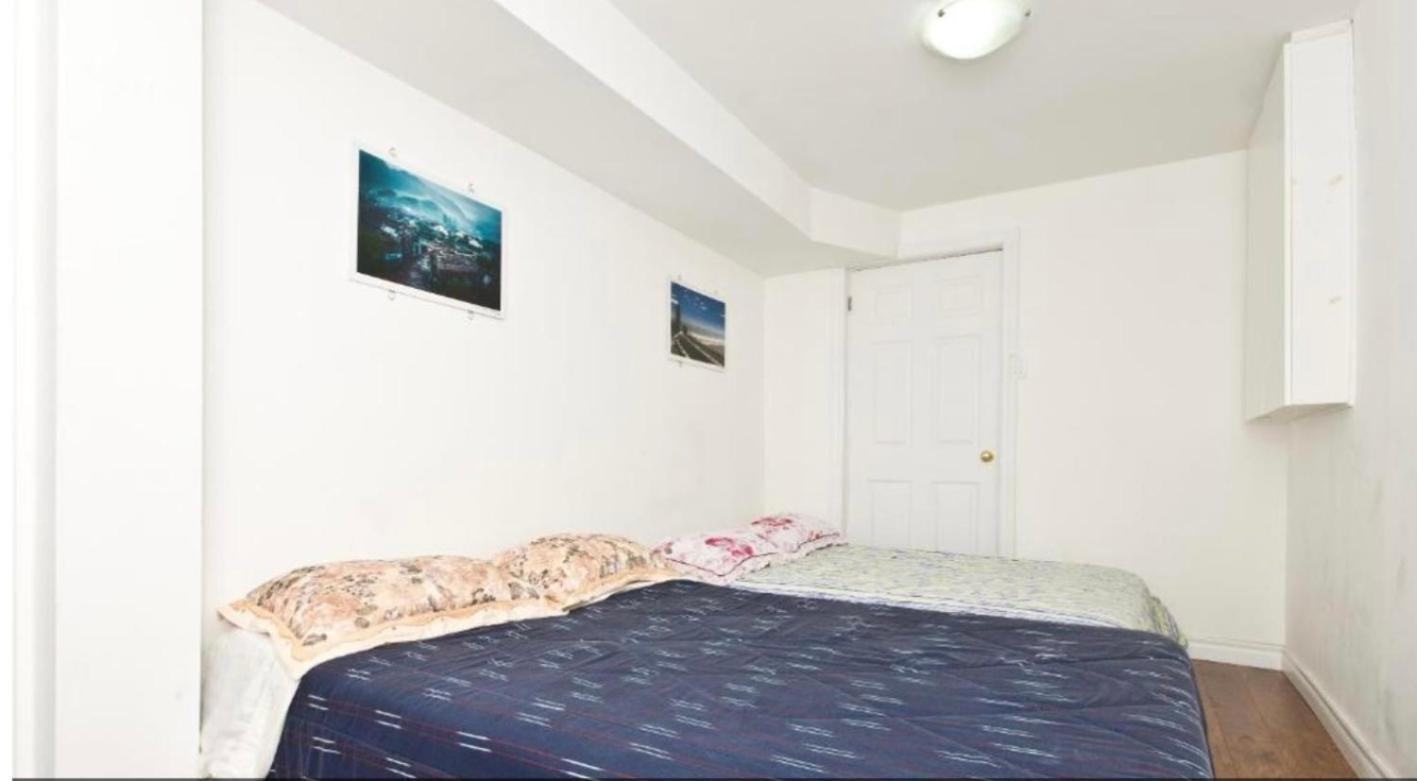Bed and Breakfast Private House Маркем Экстерьер фото