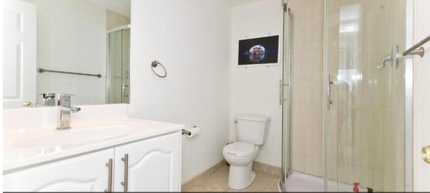 Bed and Breakfast Private House Маркем Экстерьер фото
