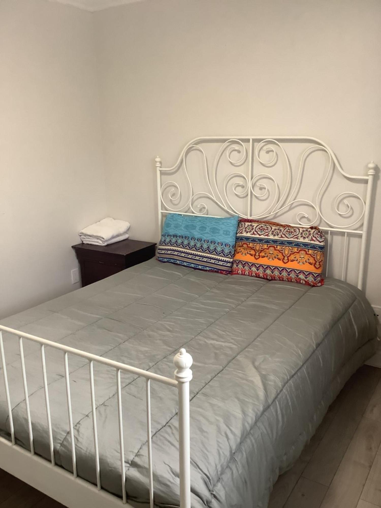 Bed and Breakfast Private House Маркем Экстерьер фото